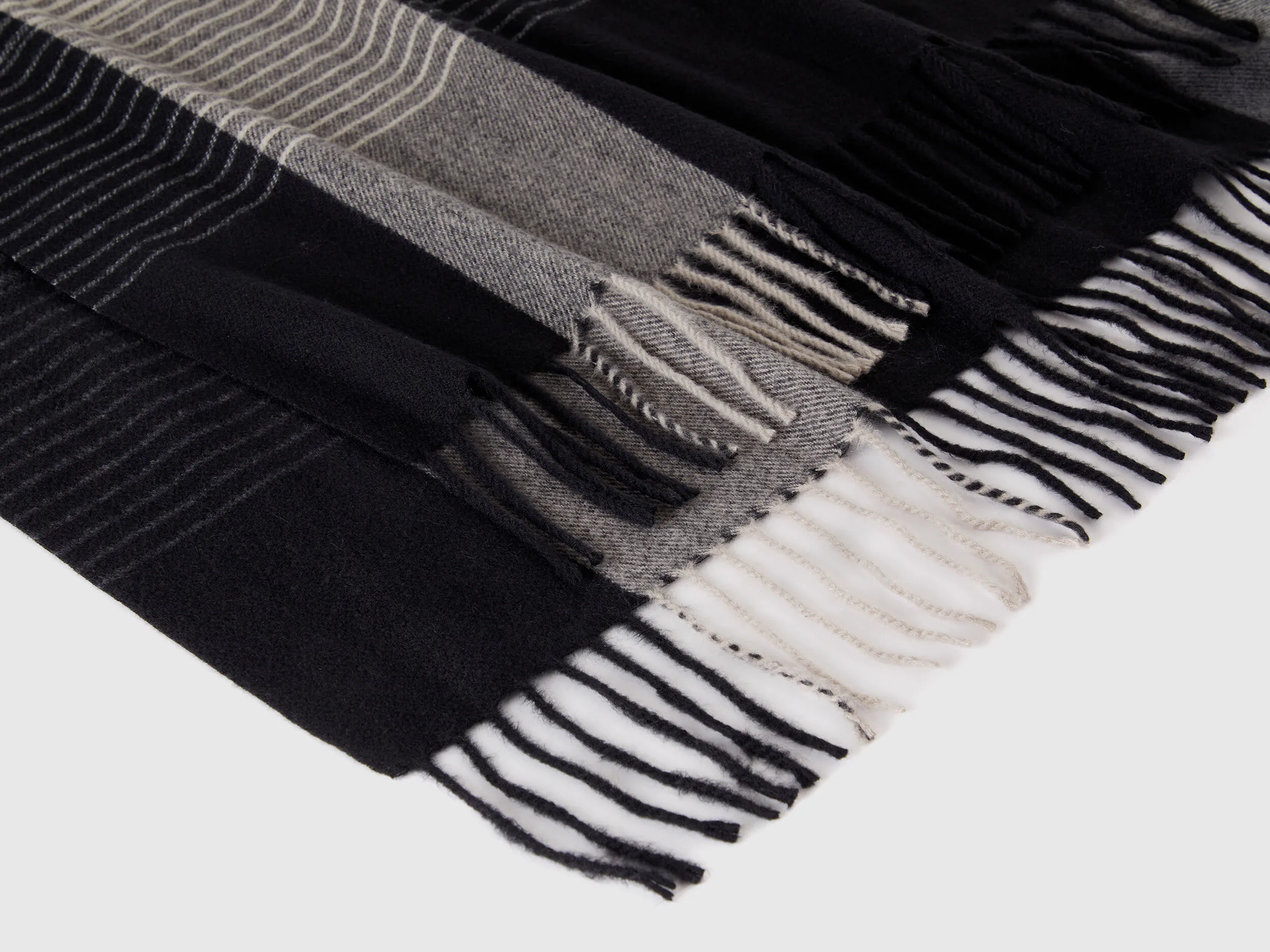 Écharpe tartan en tissu recyclé