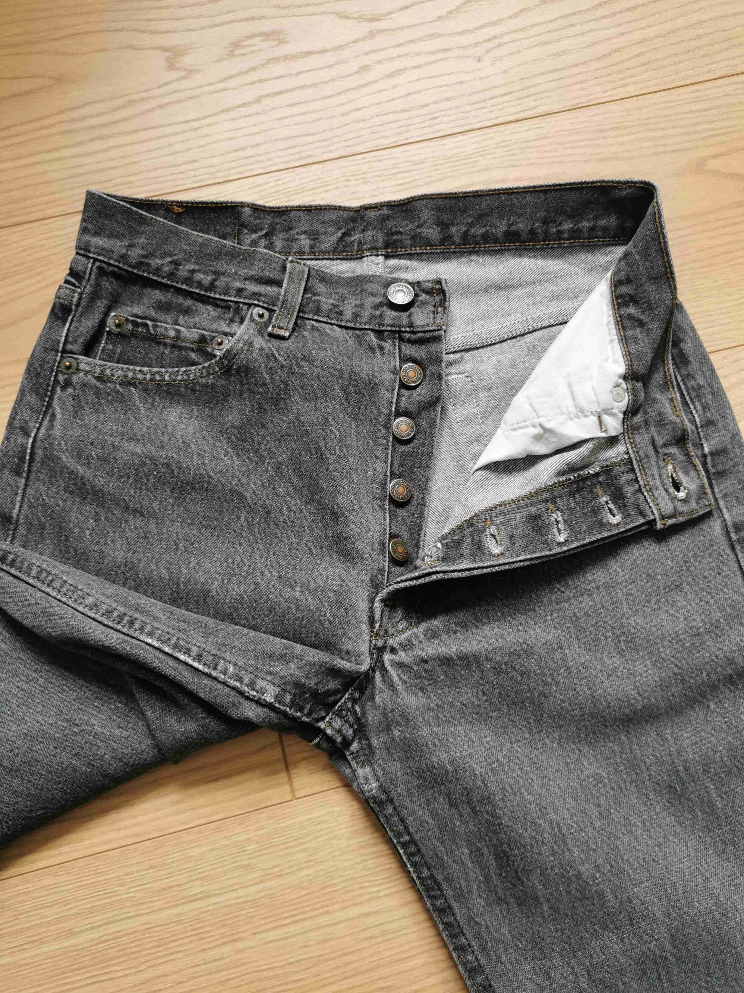 Jean Levi's 501 W30L34
