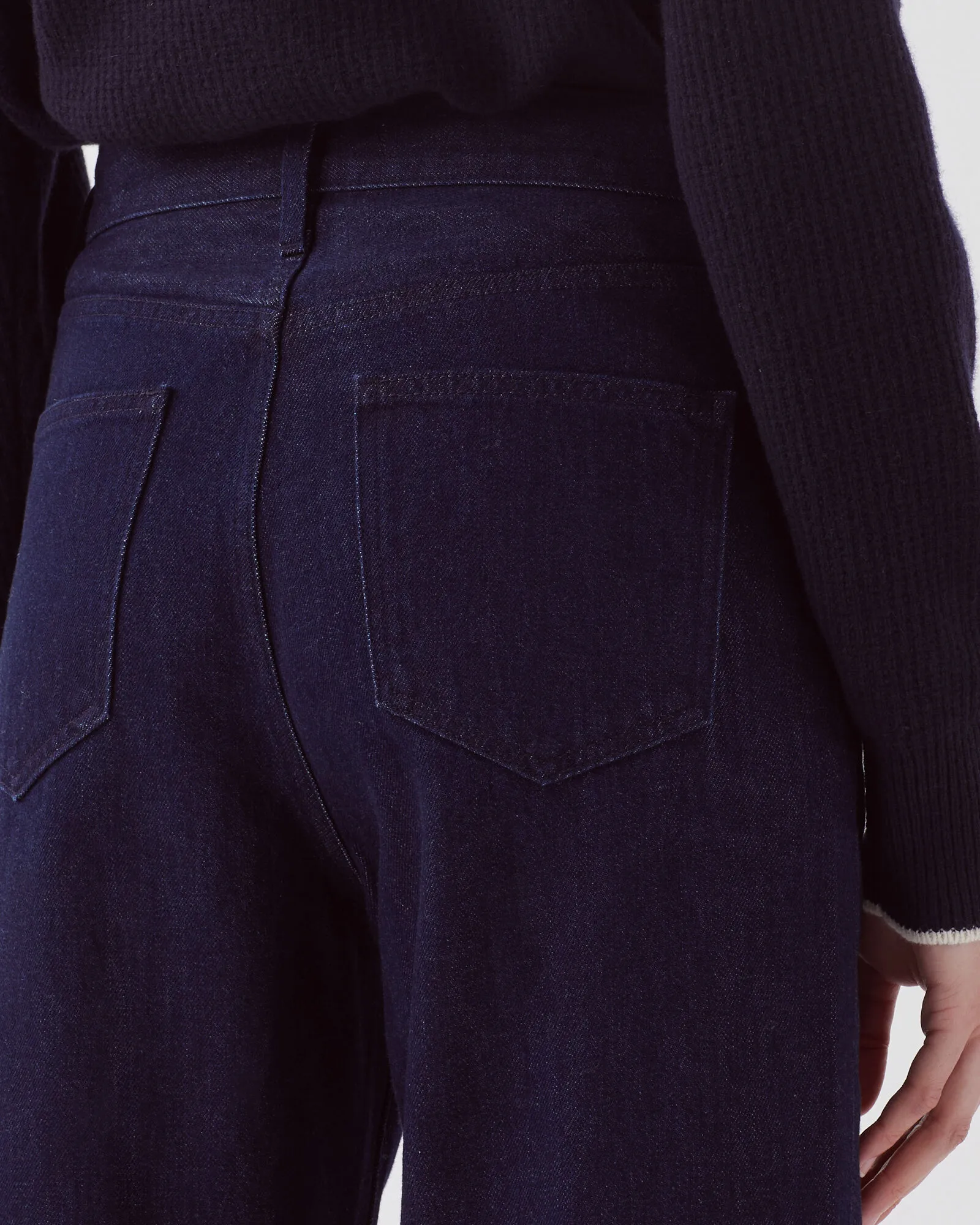 Jean regular à larges revers